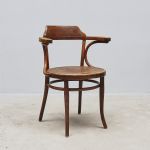 1779&nbsp;8020&nbsp;Karmstol